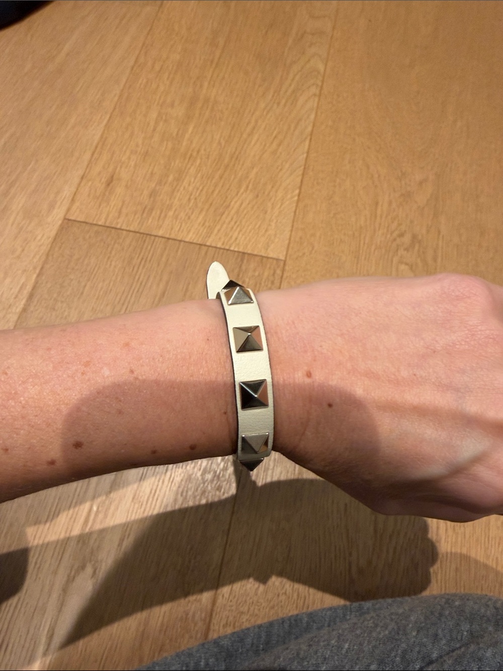 Valentino off white Rockstud bracelet size small
